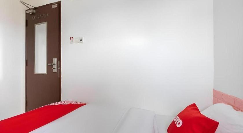 Oyo 89717 Budget Star Hotel Kuala Lumpur Exterior photo