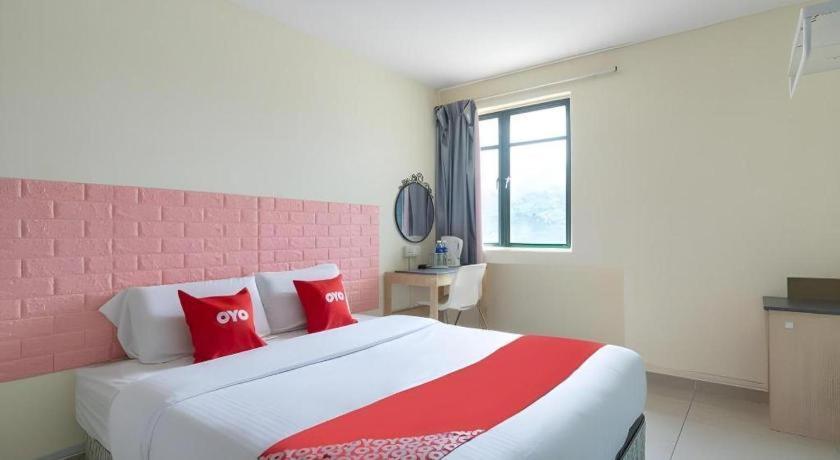 Oyo 89717 Budget Star Hotel Kuala Lumpur Exterior photo